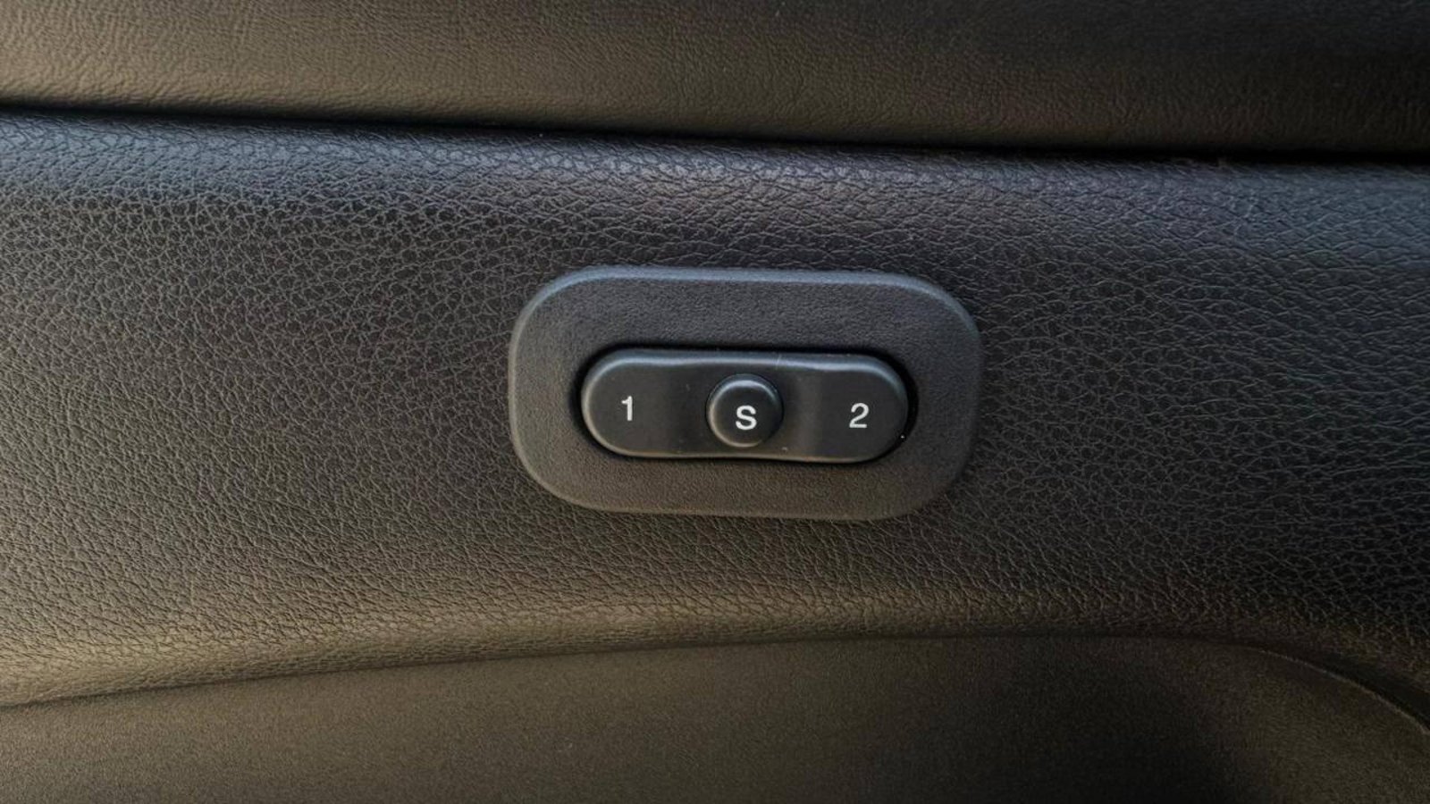 Jeep GRAND CHEROKEE 2012 - Imagen 19 de 20