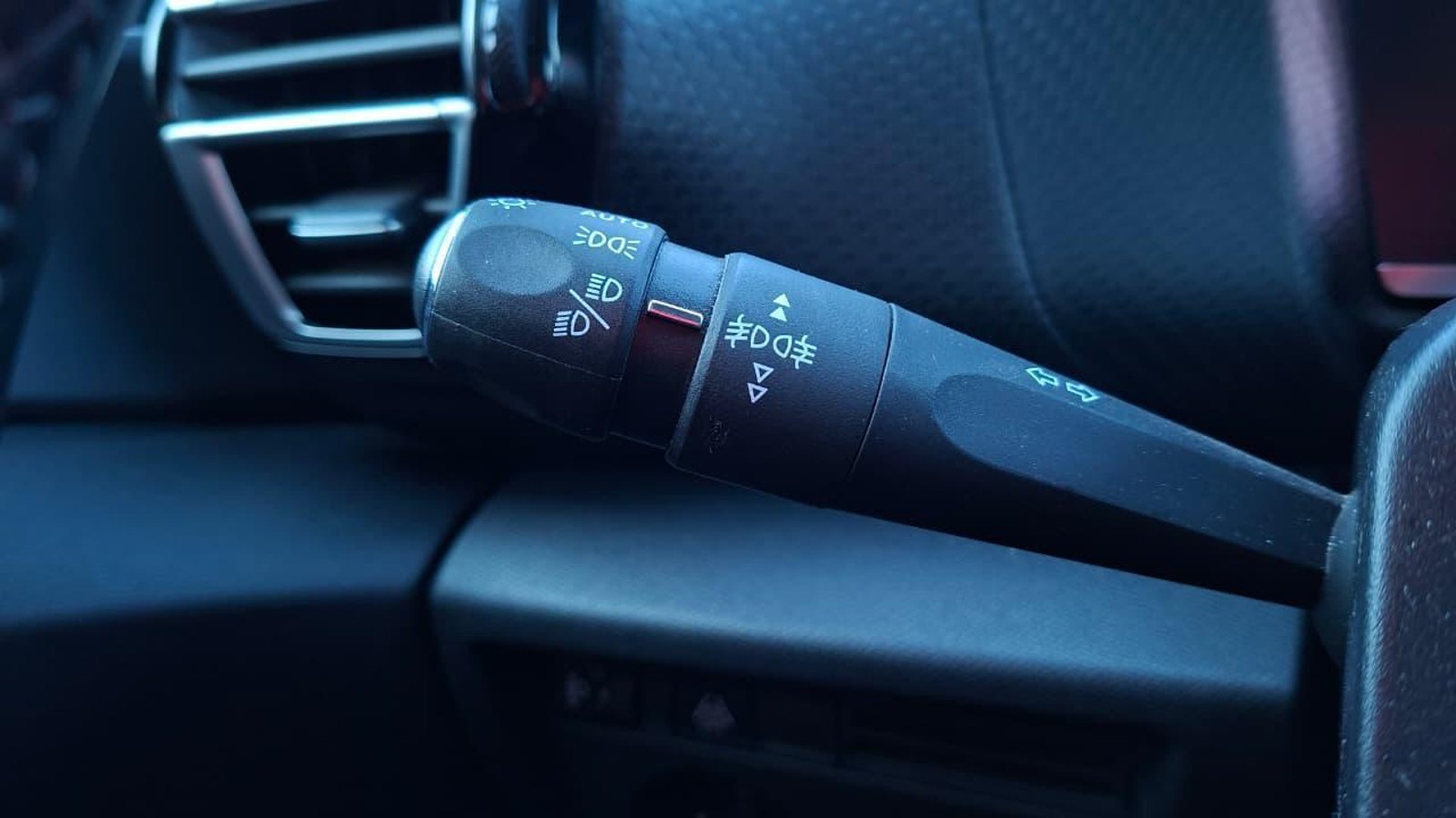 Citroen C4  1.5 AUTO 2023 - Imagen 15 de 19