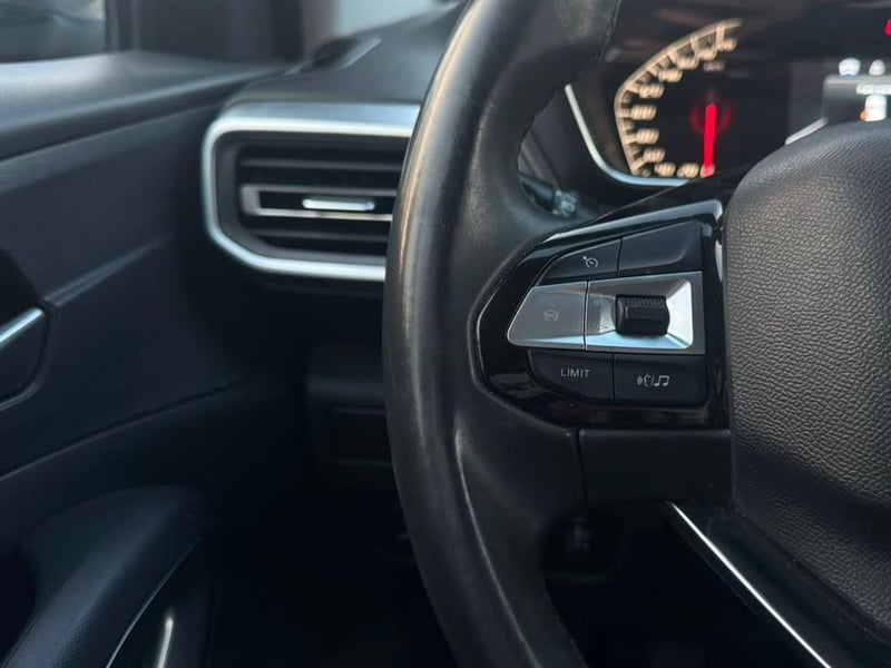 Peugeot Landtrek 2023 - Imagen 12 de 19