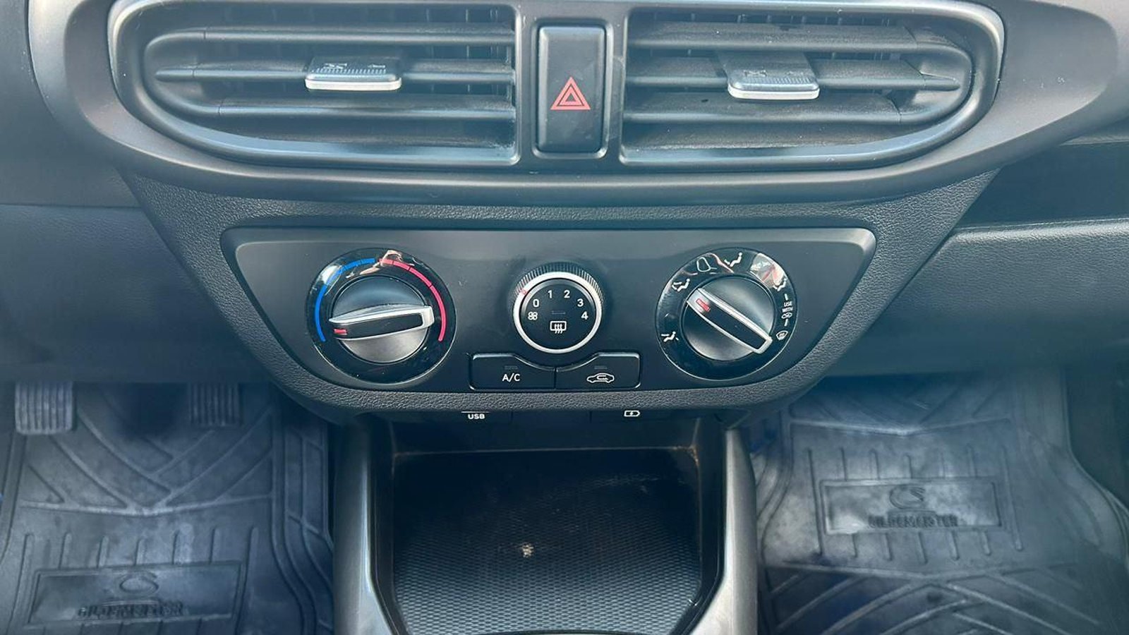 Hyundai GRAND I10 2025 - Imagen 12 de 18
