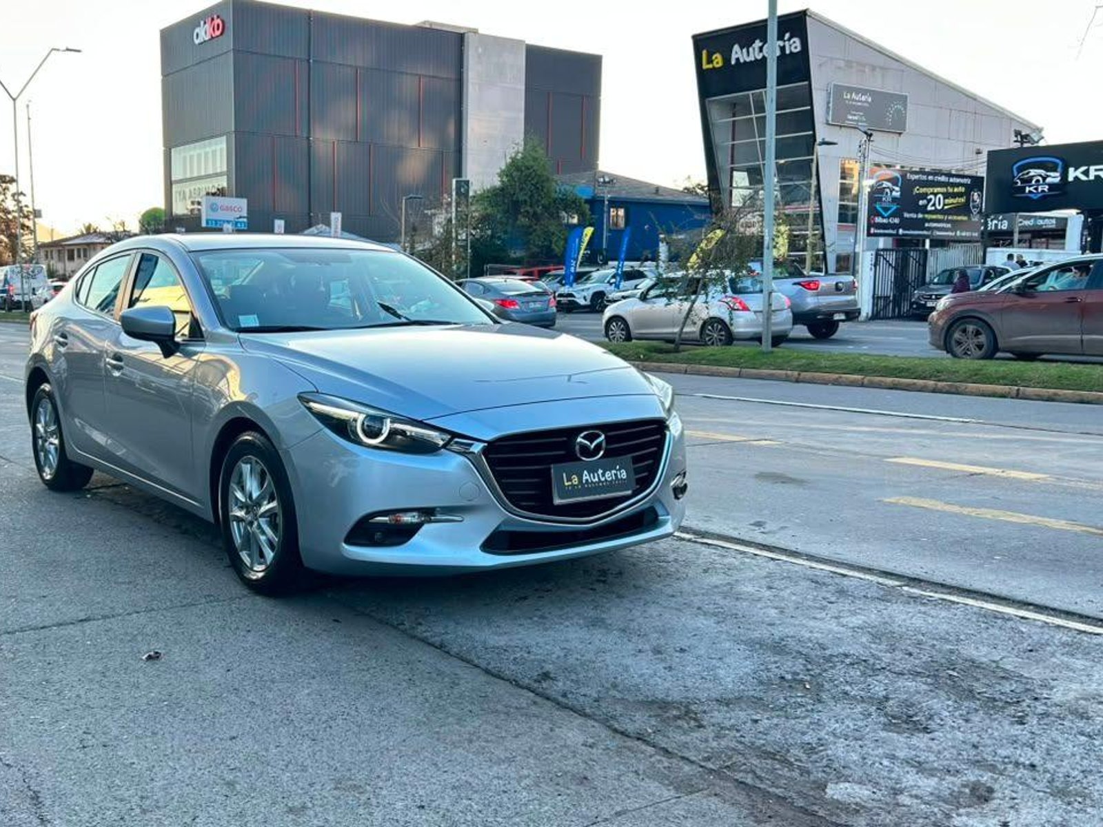 Mazda 3 2018 - Foto 2 de 20