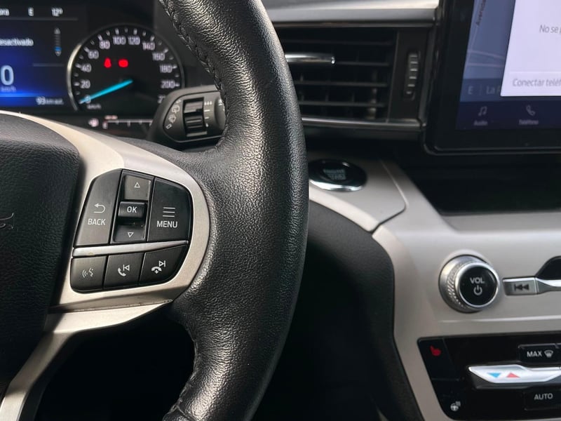 Ford EXPLORER 2024 - Imagen 13 de 18