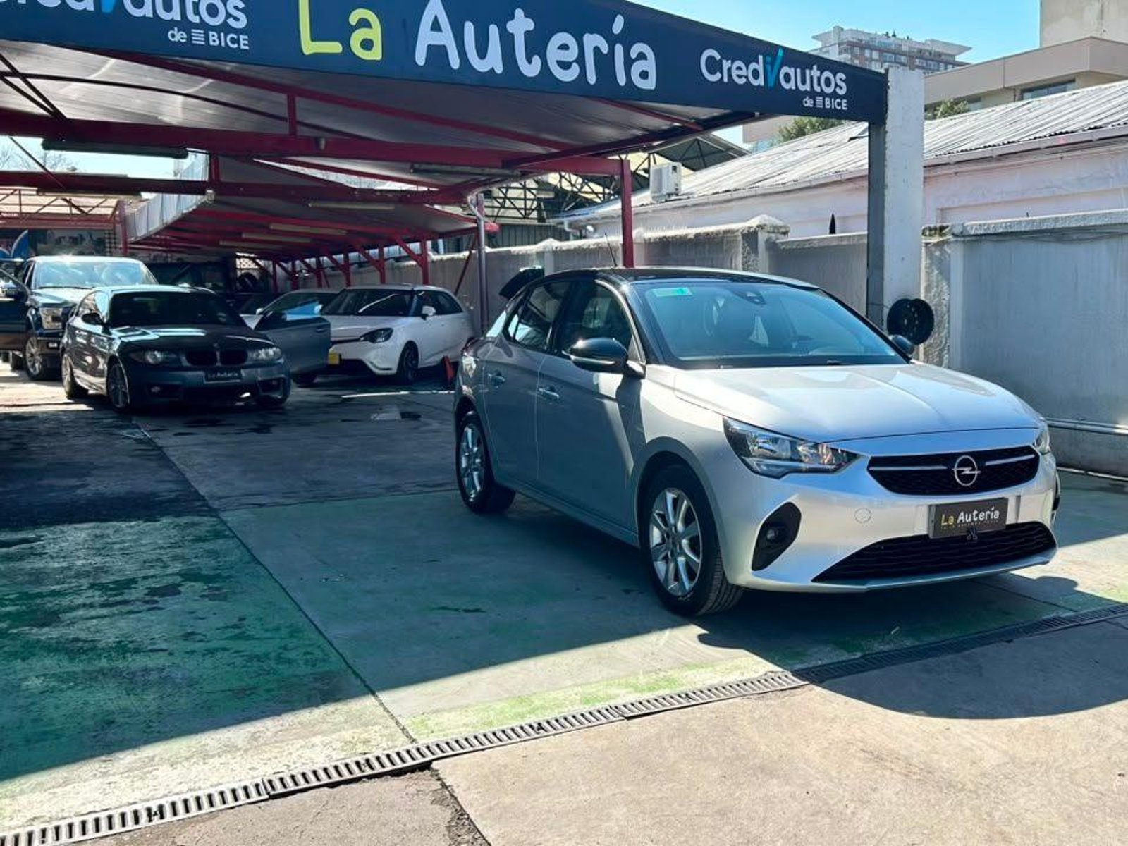 Opel CORSA 2022 - Foto 2 de 20
