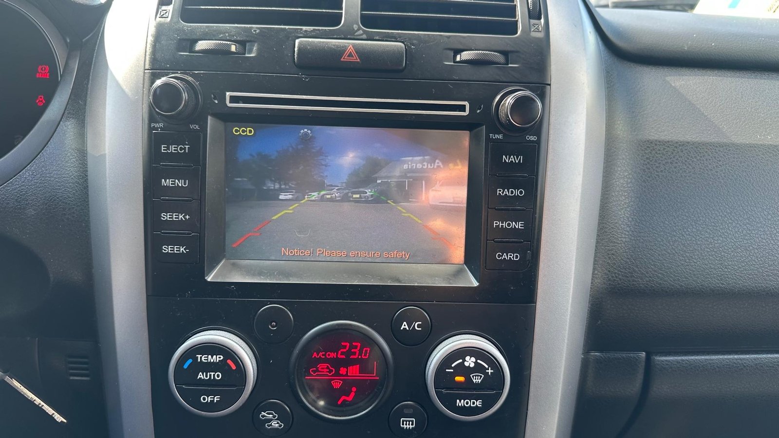 Suzuki GRAND VITARA 2015 - Imagen 10 de 20