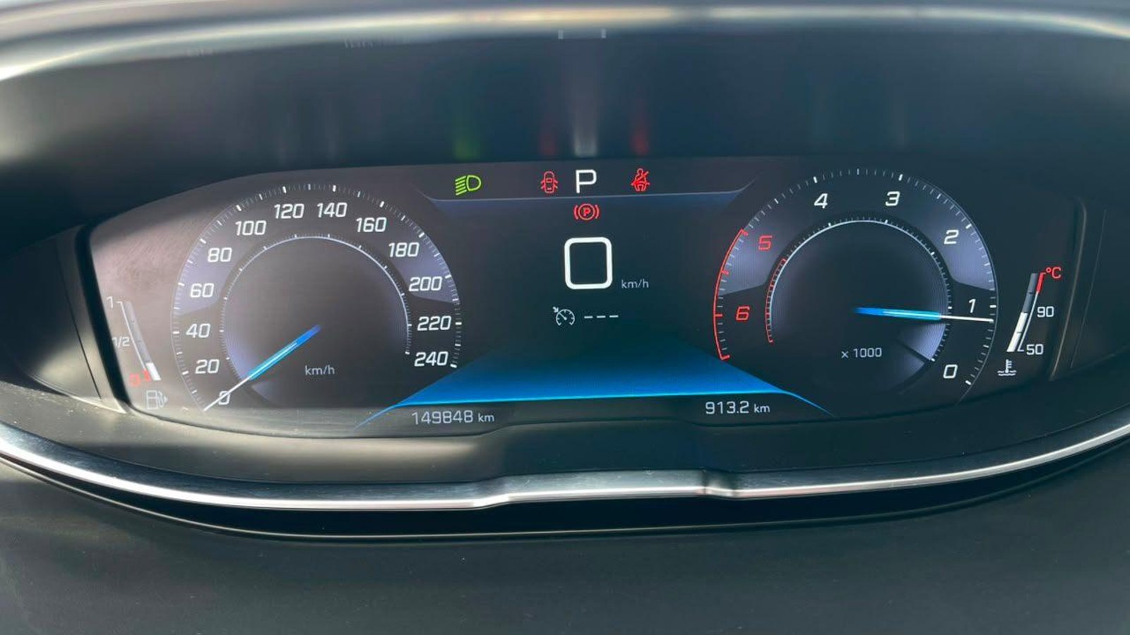 Peugeot 5008 2021 - Imagen 8 de 17