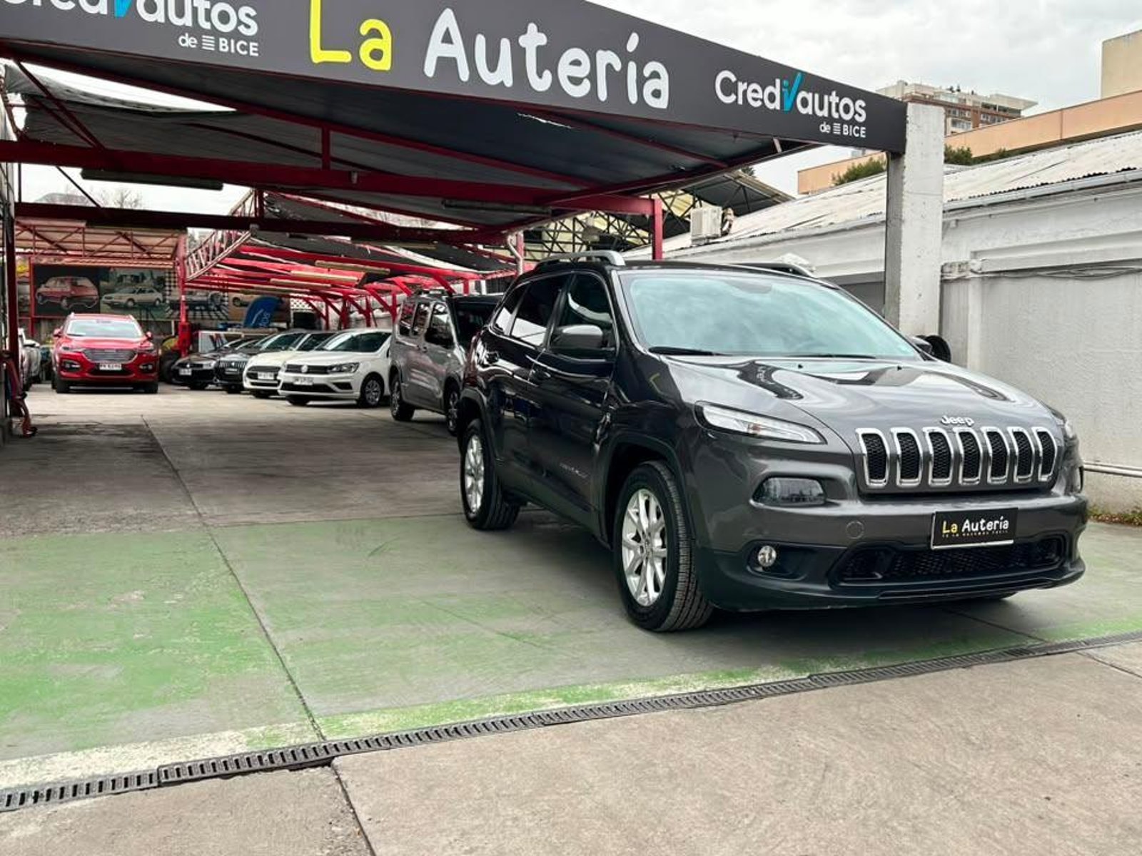 Jeep Cherokee 2016 - Foto 2 de 20