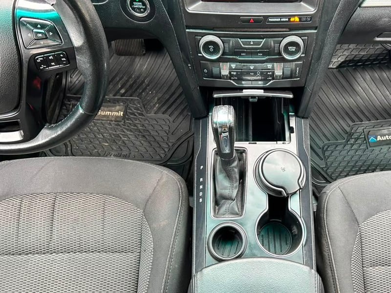 Ford Explorer 2016 - Imagen 16 de 20