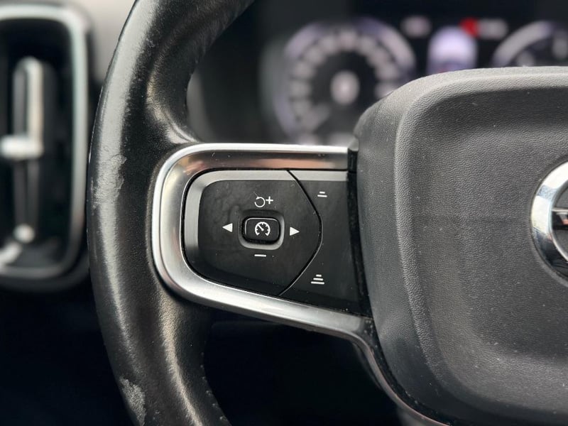 Volvo XC40 2021 - Imagen 18 de 20
