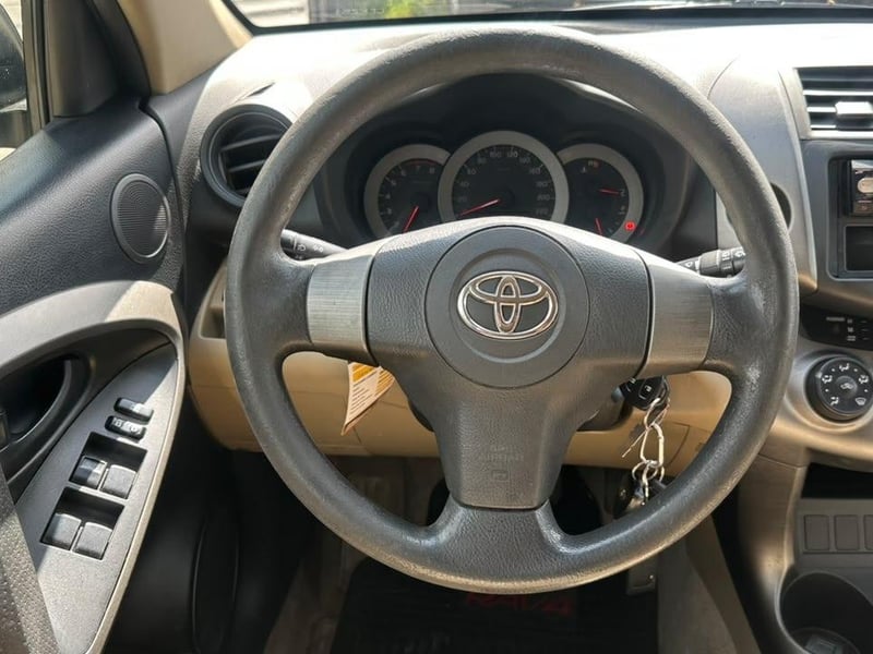 Toyota RAV4 2010 - Imagen 11 de 20