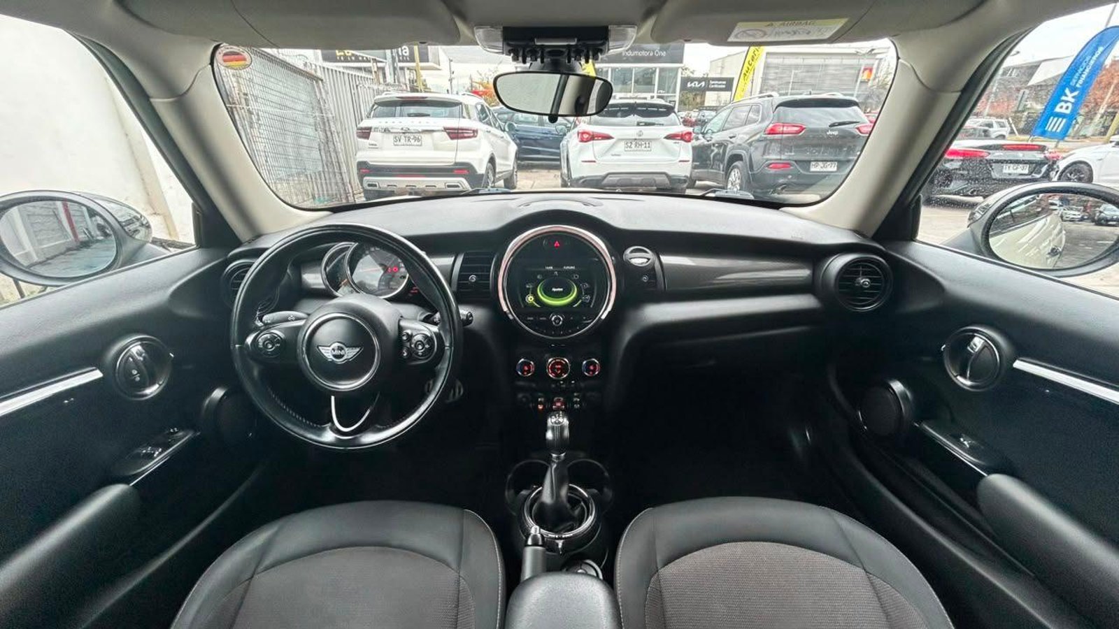 MINI F56 Cooper 2016 - Imagen 12 de 20