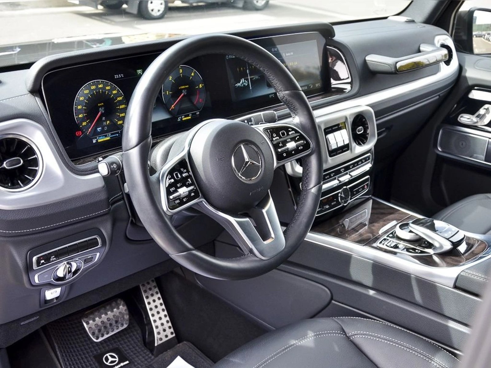 Mercedes-Benz G 400 2023 - Imagen 10 de 20