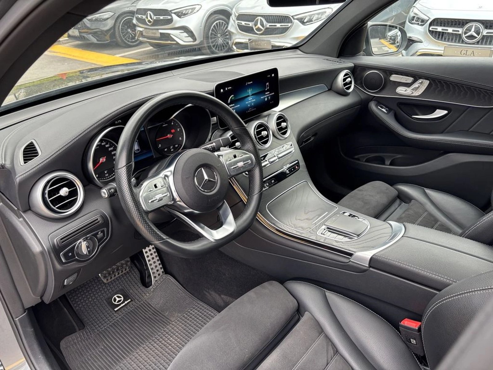 Mercedes-Benz Glc 300 2023 - Imagen 10 de 17