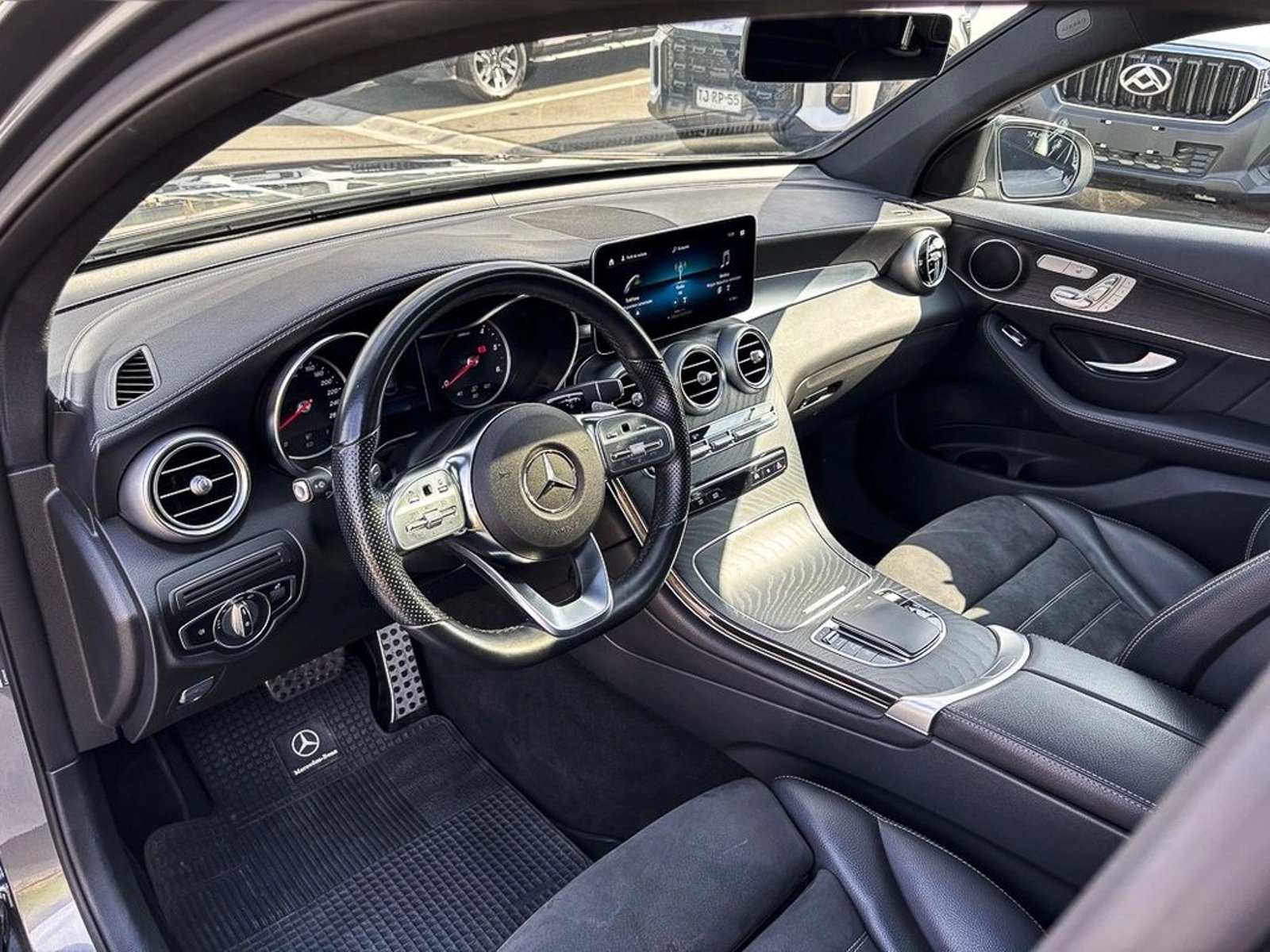 Mercedes-Benz Glc 300 2023 - Imagen 9 de 15