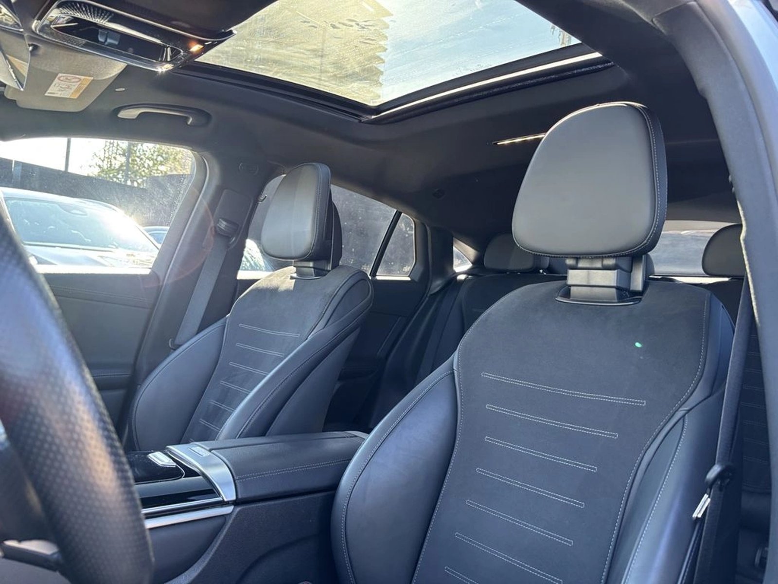 Mercedes-Benz Glc 220 2024 - Imagen 14 de 20