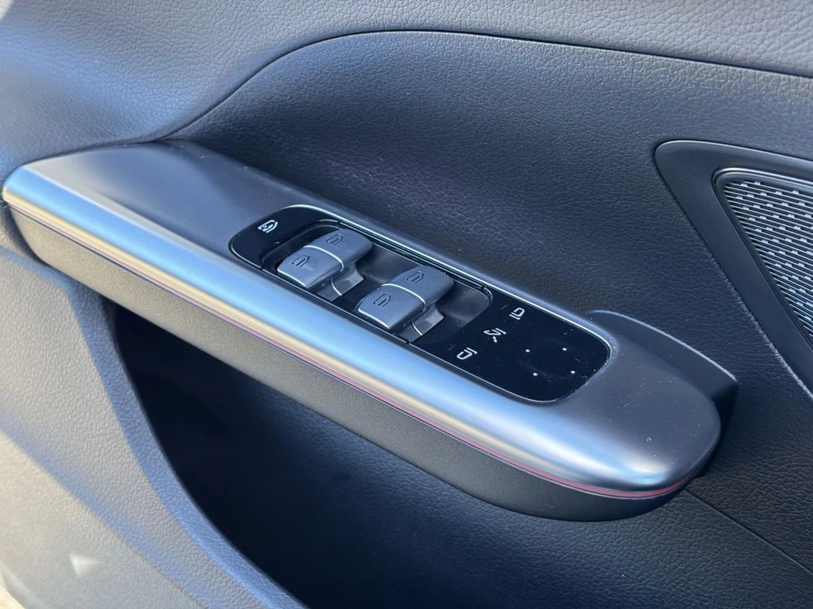 Mercedes-Benz C 200 2023 - Imagen 18 de 18