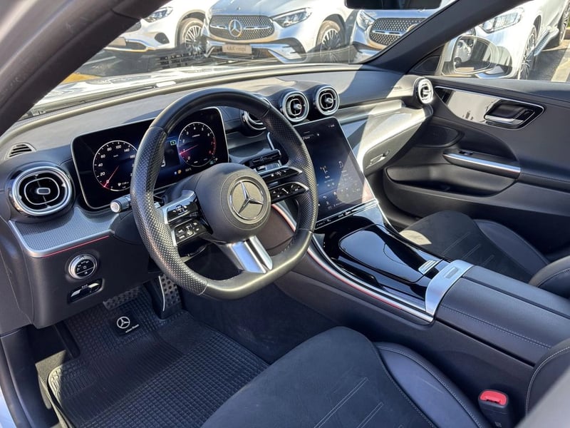 Mercedes-Benz C 200 2023 - Imagen 10 de 18