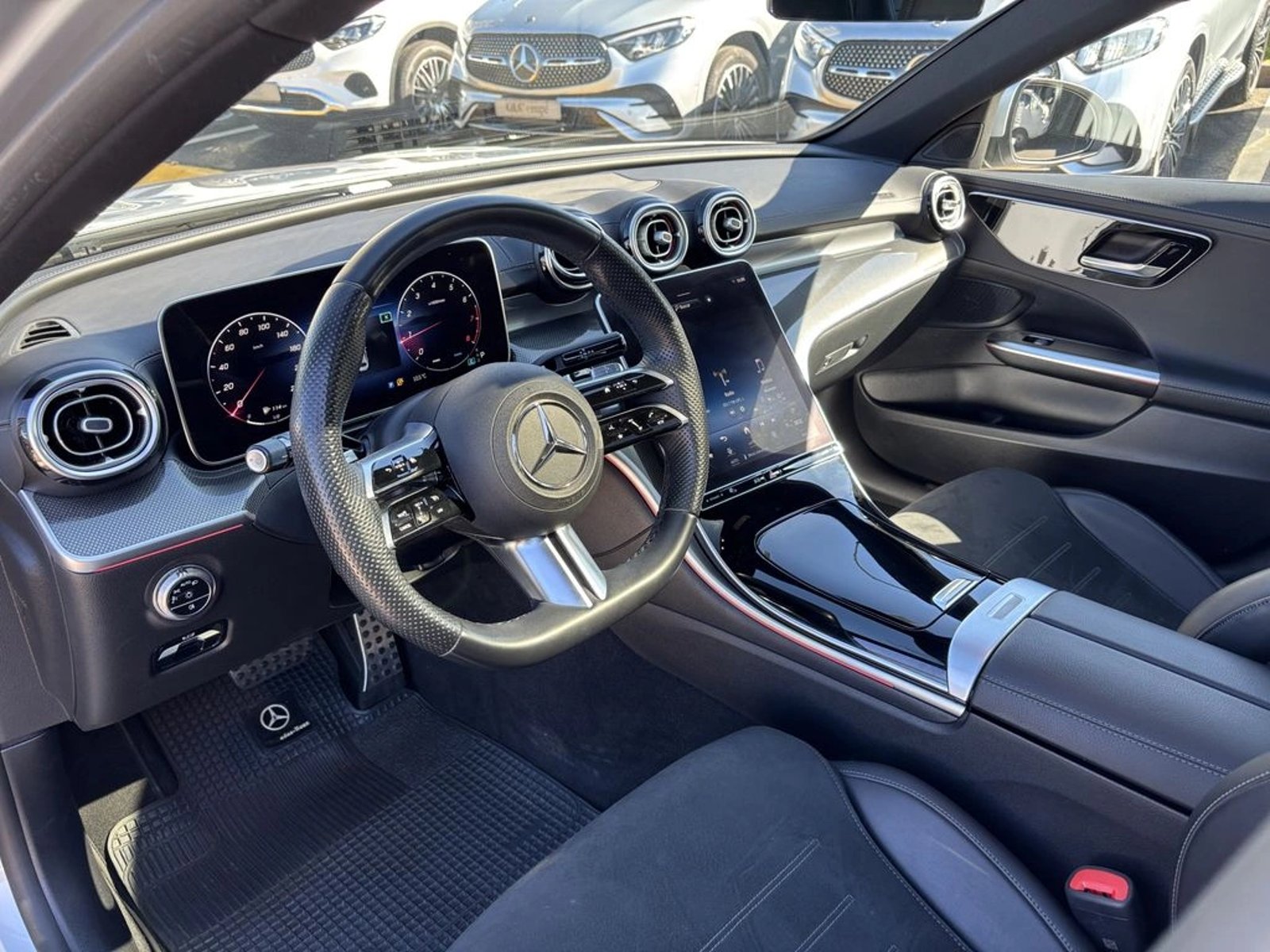 Mercedes-Benz C 200 2023 - Imagen 10 de 18