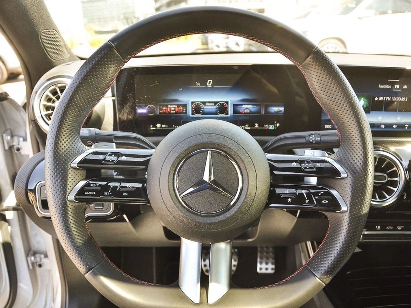 Mercedes-Benz A 200 2024 - Imagen 17 de 18