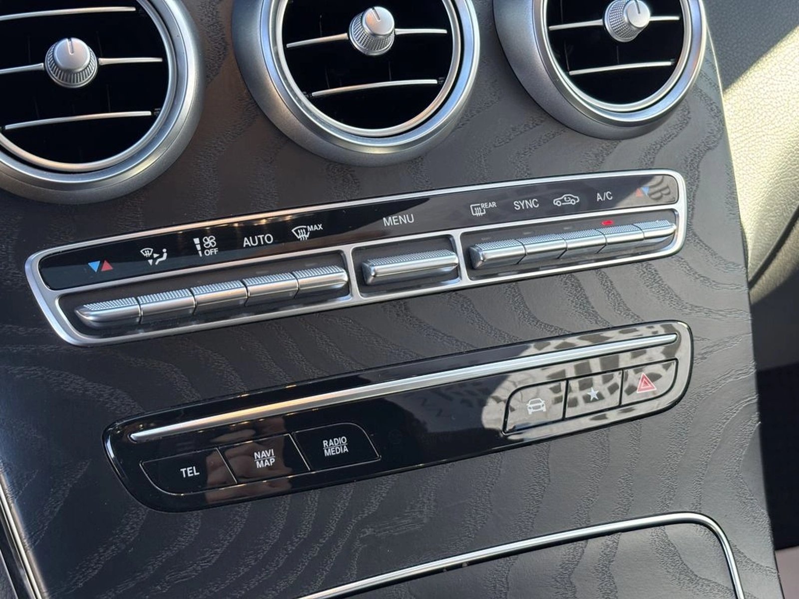 Mercedes-Benz Glc 300 2022 - Imagen 17 de 20
