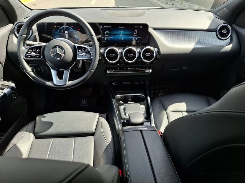 Mercedes-Benz Gla 200 2023 - Imagen 14 de 20