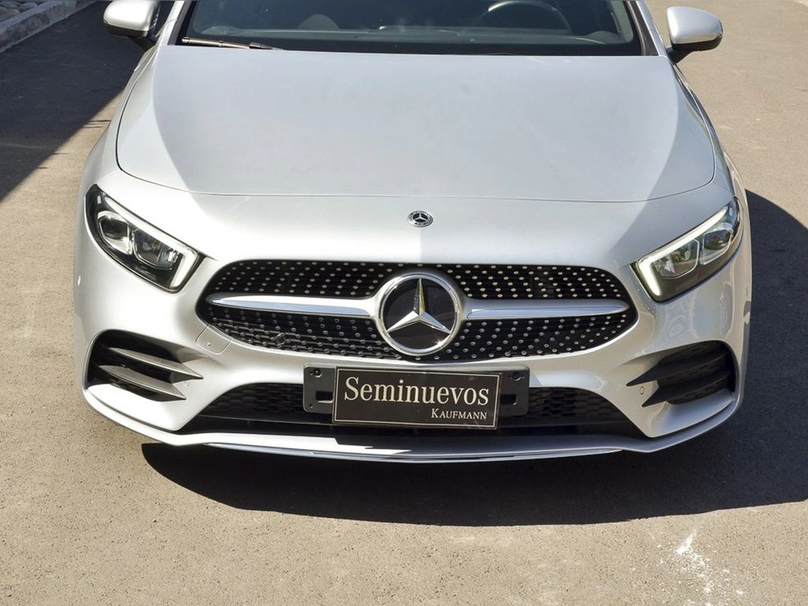 Mercedes-Benz A 250 2024 - Foto 2 de 12