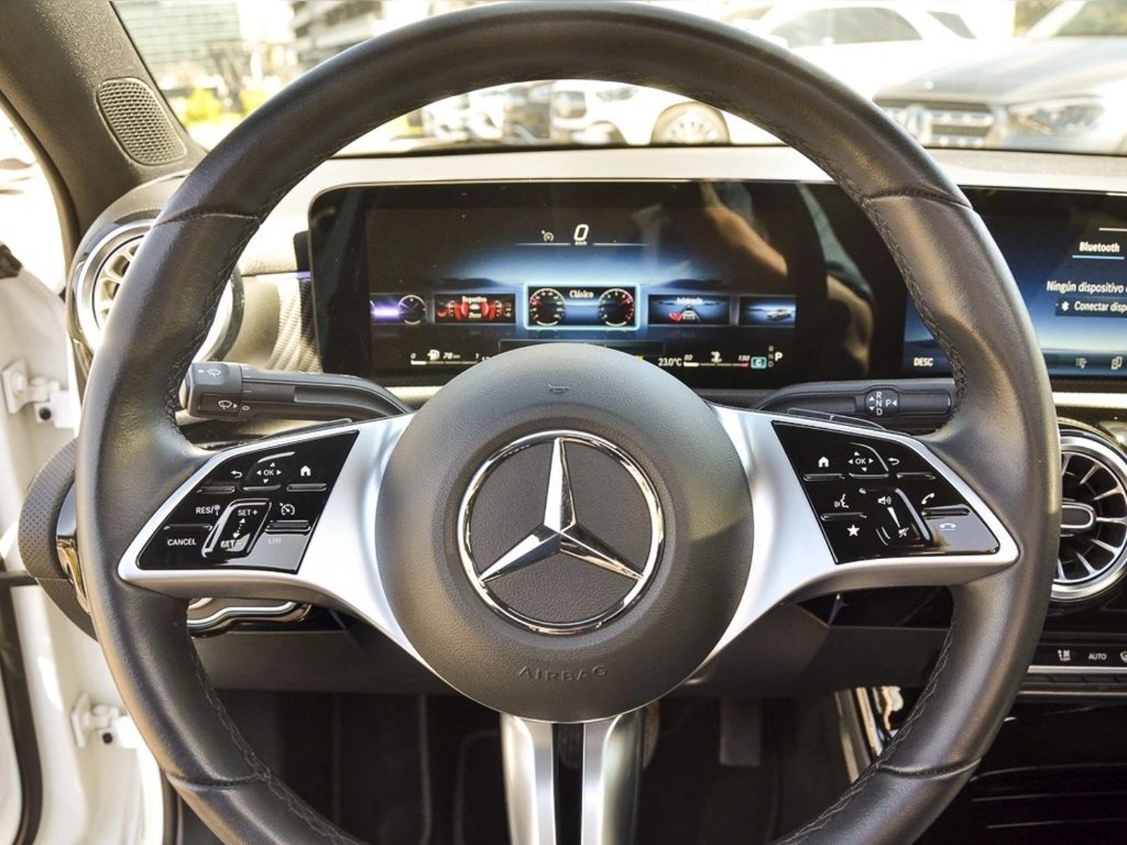 Mercedes-Benz A 200 2024 - Imagen 16 de 17