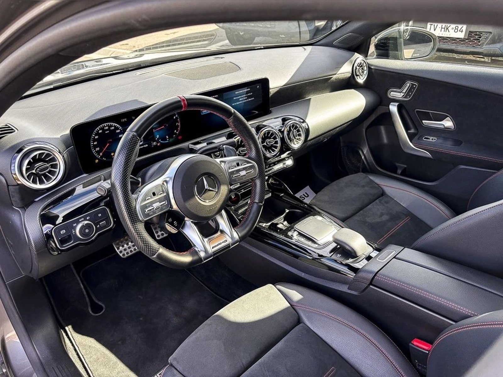 Mercedes-Benz A 35 2023 - Imagen 12 de 20