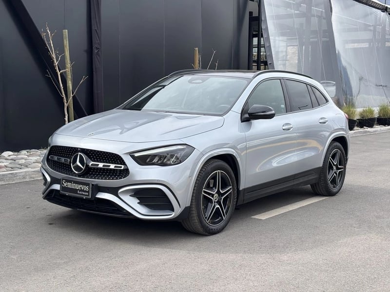 Mercedes-Benz Gla 200 2025