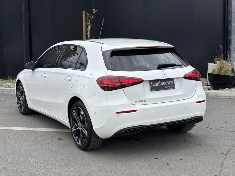 Mercedes-Benz A 200 2025 - Imagen 9 de 20