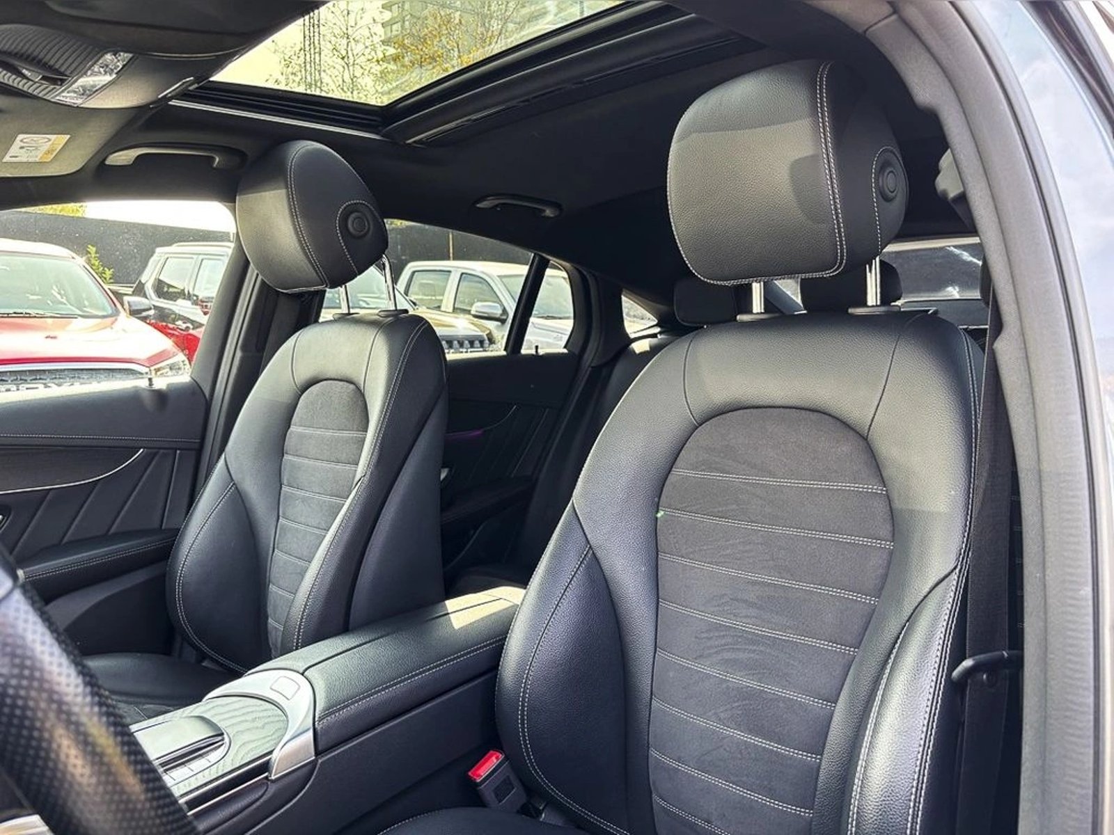 Mercedes-Benz Glc 300 2023 - Imagen 10 de 15