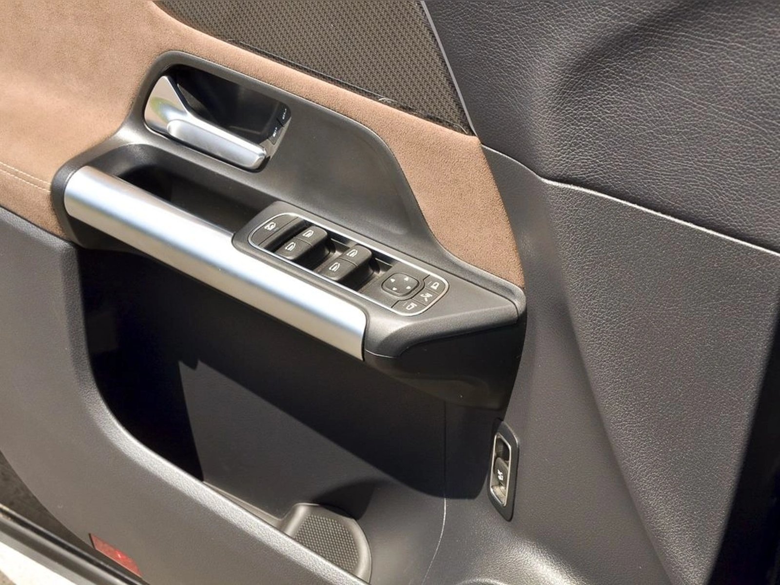 Mercedes-Benz Gla 220 2024 - Imagen 18 de 18
