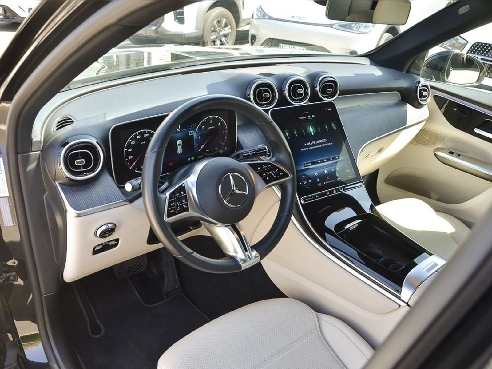 Mercedes-Benz Glc 220 2025 - Imagen 9 de 11