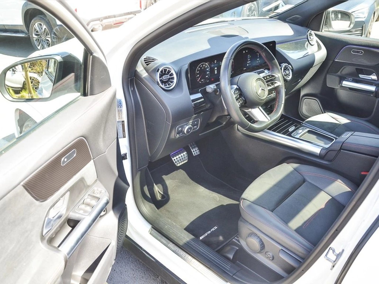 Mercedes-Benz Gla 220 2024 - Imagen 6 de 10