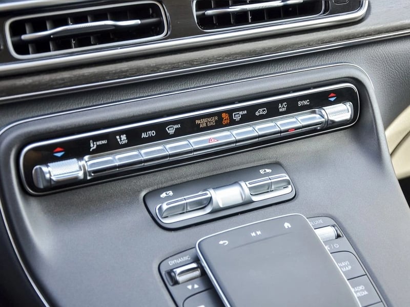 Mercedes-Benz V 250 2025 - Imagen 15 de 18