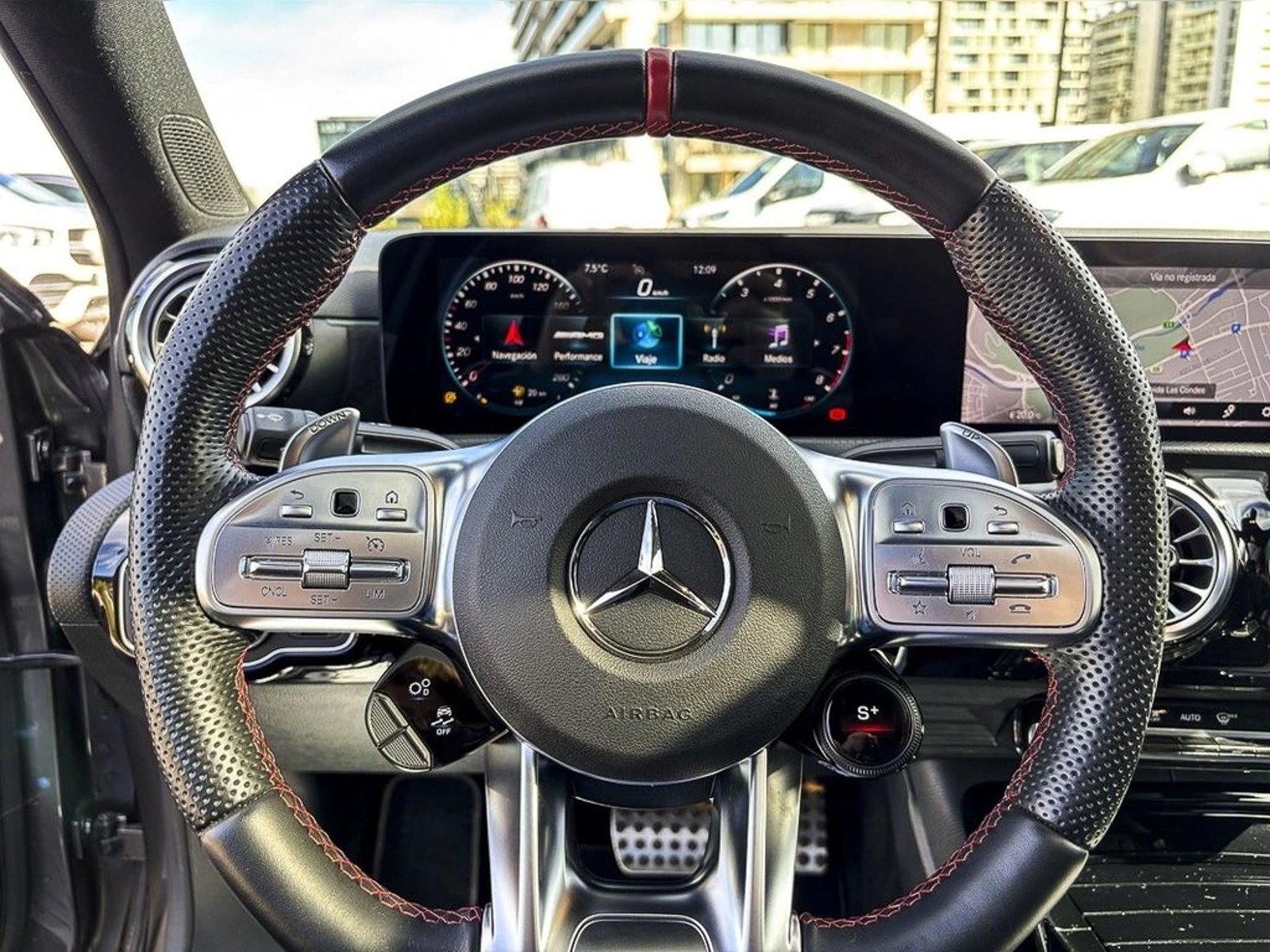 Mercedes-Benz A 35 2023 - Imagen 18 de 20