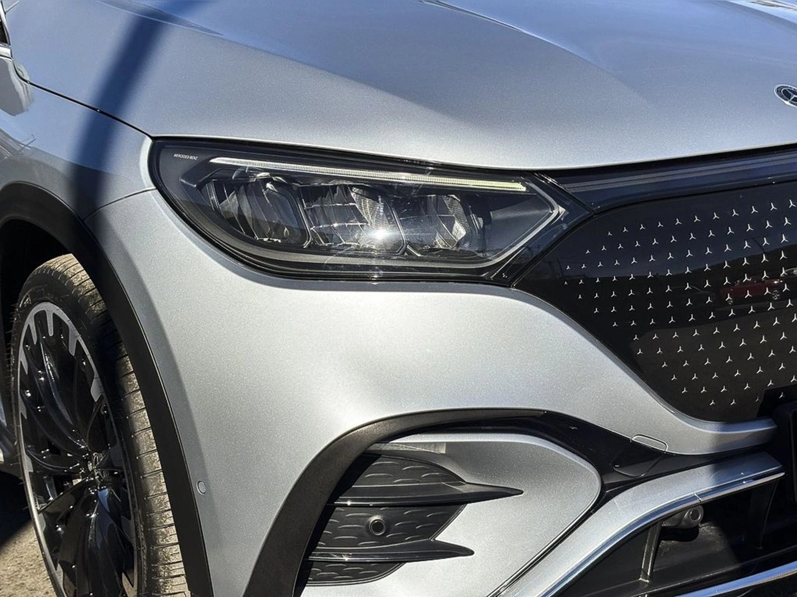 Mercedes-Benz Eqe 350 + 2025 - Imagen 3 de 17