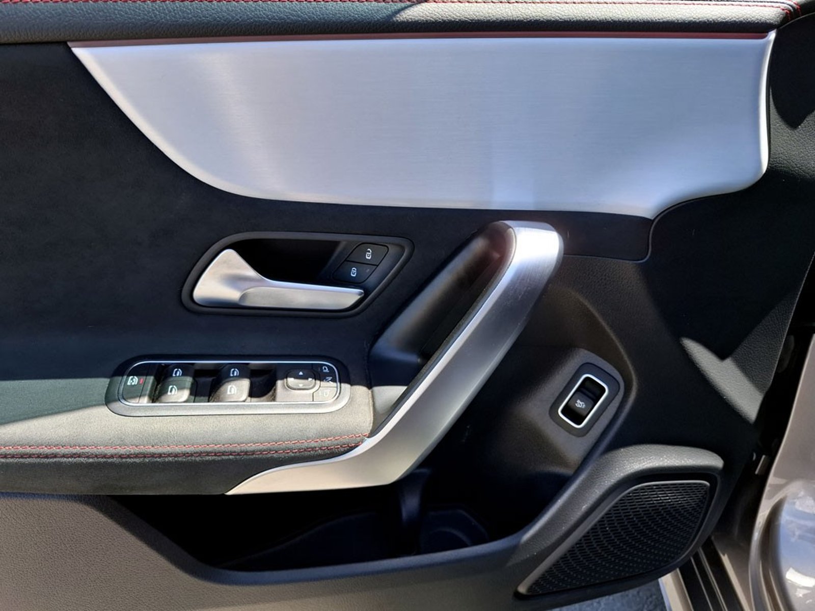 Mercedes-Benz Cla 200 2025 - Imagen 11 de 20