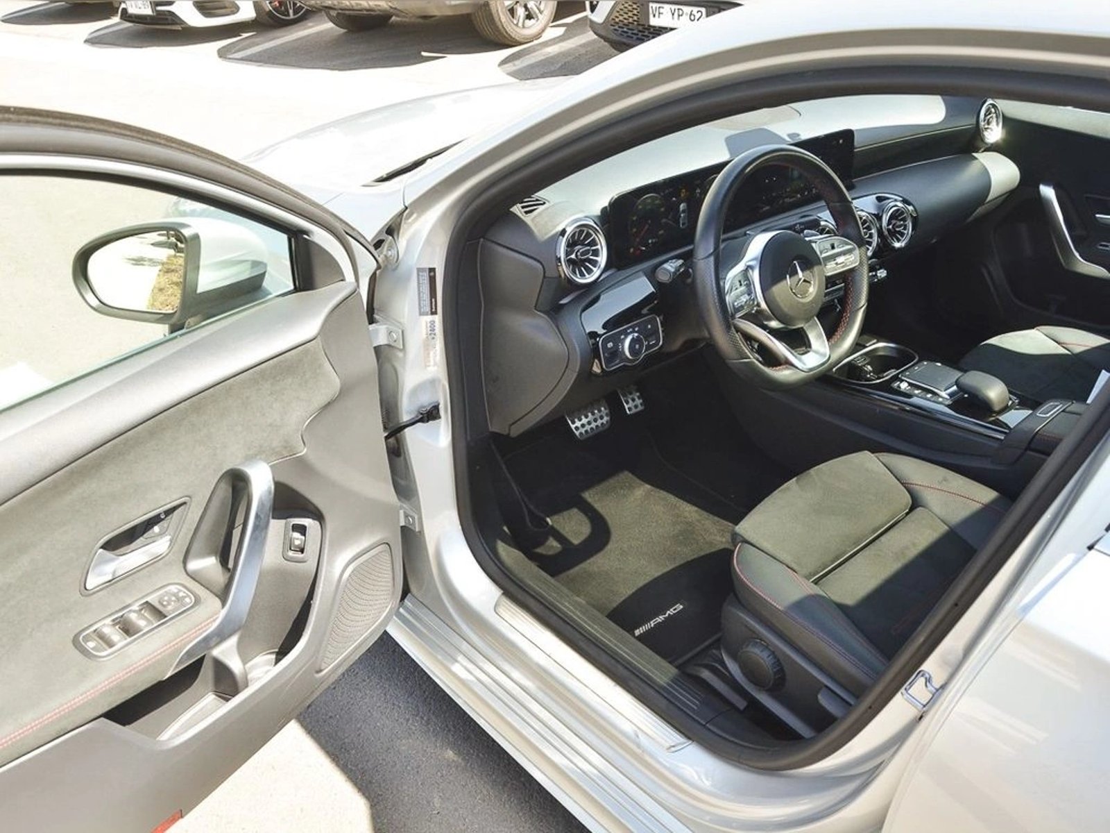 Mercedes-Benz A 250 2024 - Imagen 8 de 12