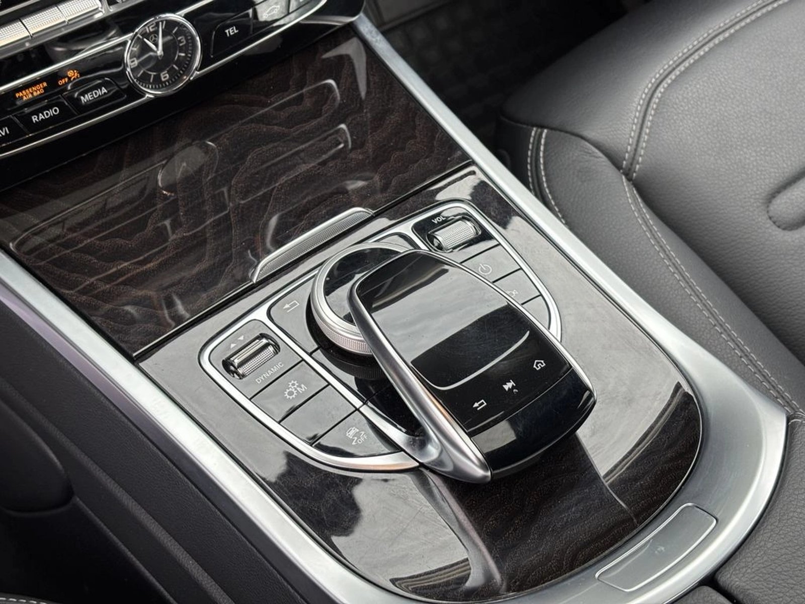 Mercedes-Benz G 500 2025 - Imagen 12 de 17