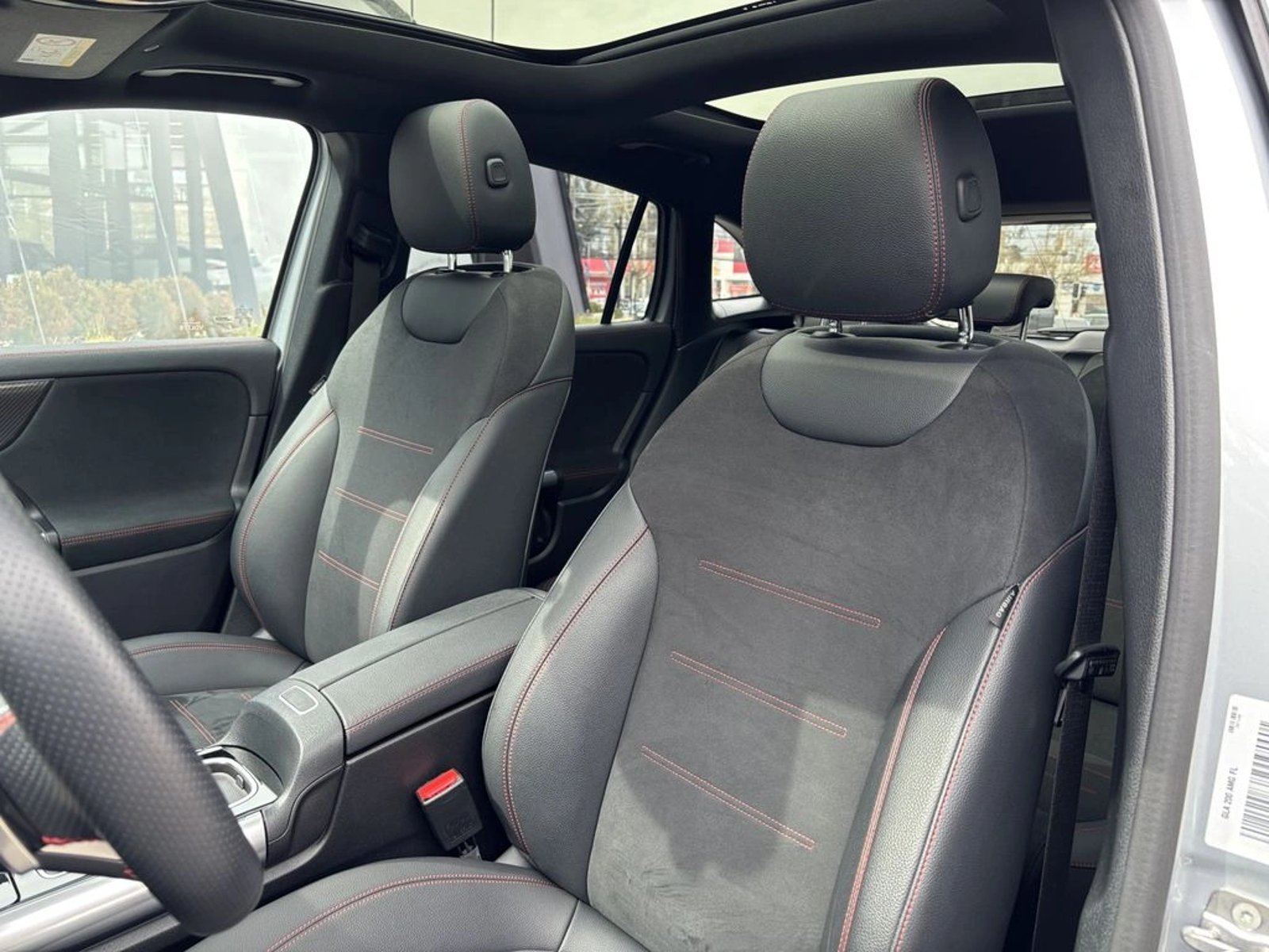 Mercedes-Benz Gla 200 2025 - Imagen 15 de 20