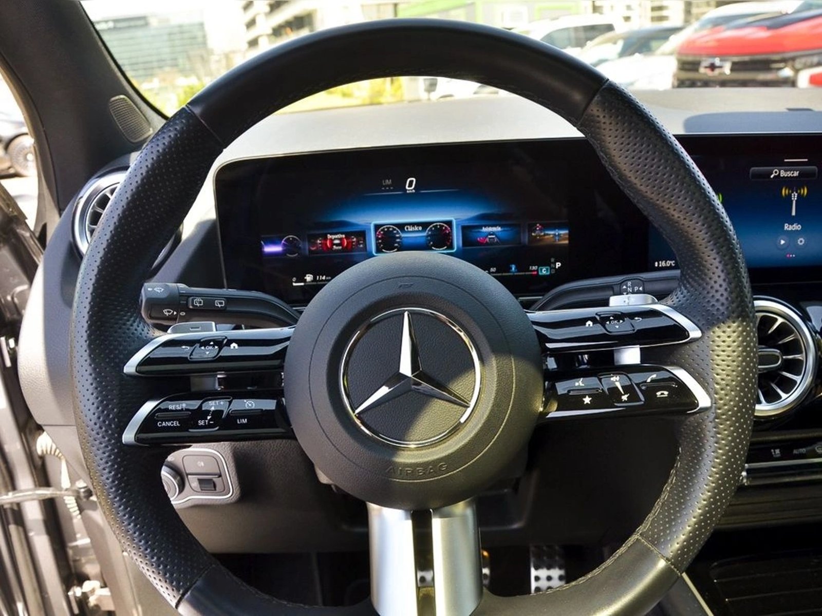 Mercedes-Benz Gla 220 2025 - Imagen 17 de 19