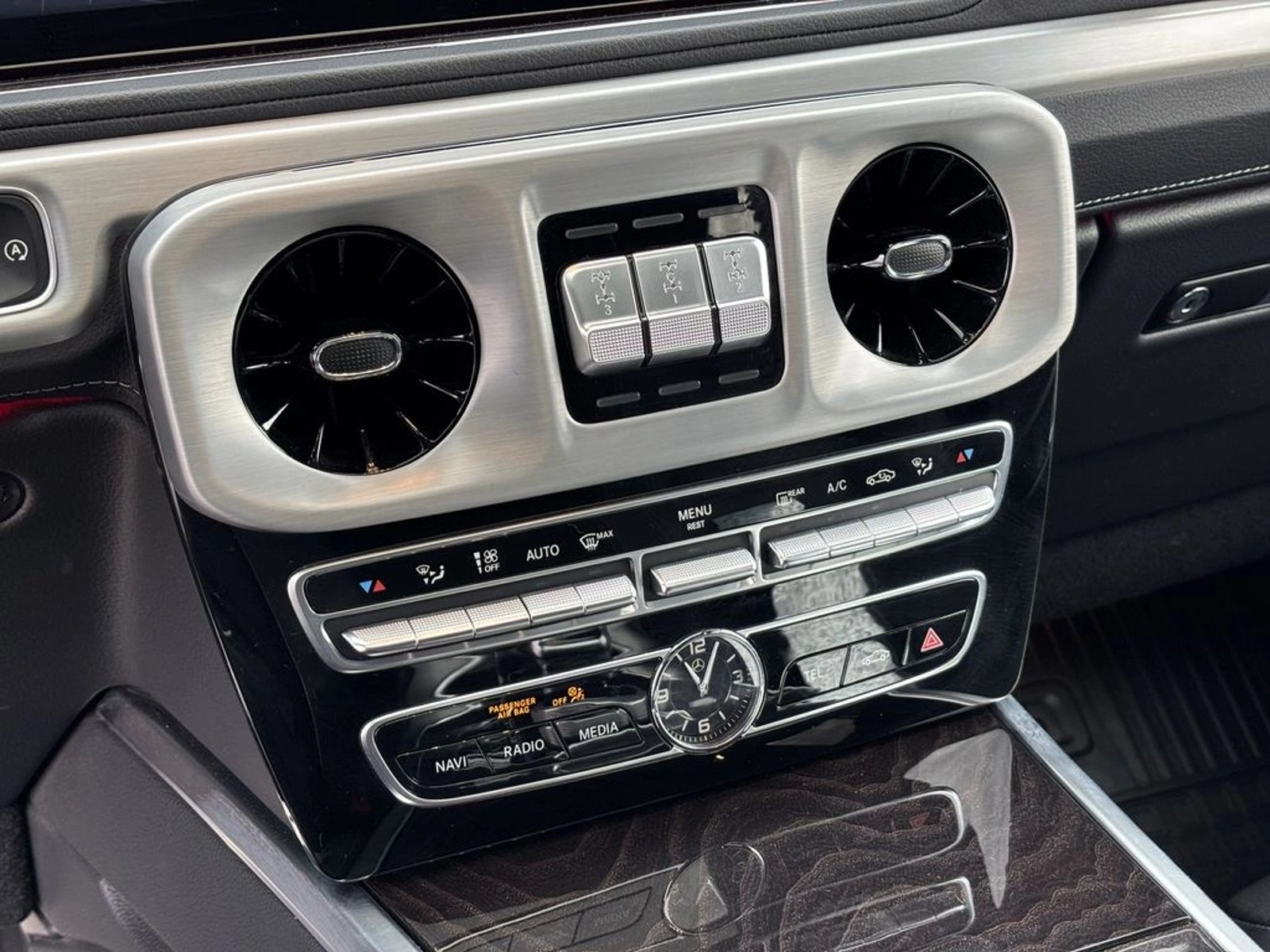 Mercedes-Benz G 500 2025 - Imagen 13 de 17