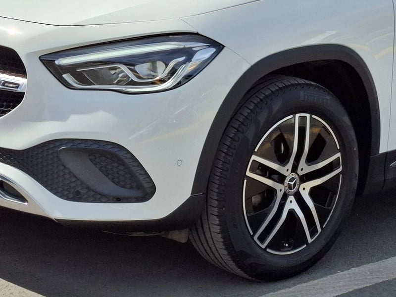 Mercedes-Benz Gla 200 2023 - Imagen 4 de 20