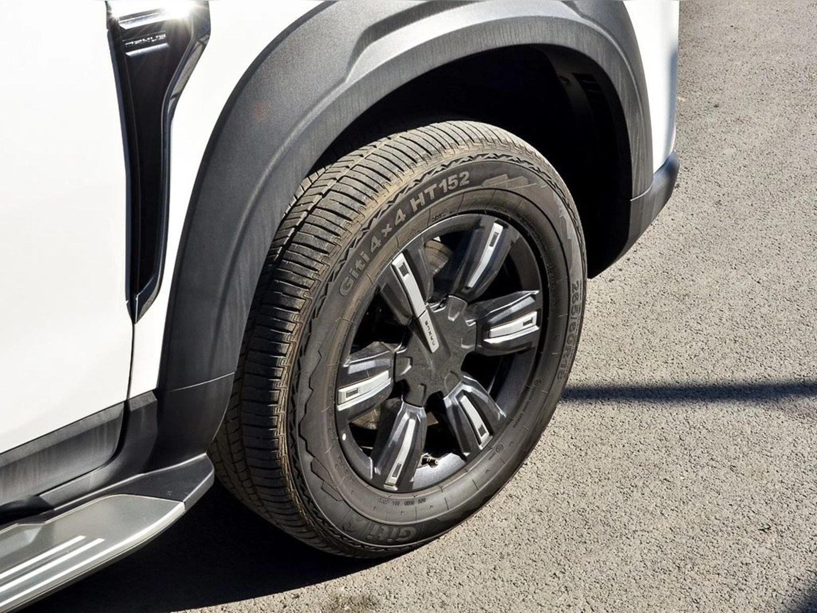 Maxus D90 2024 - Foto 4 de 20