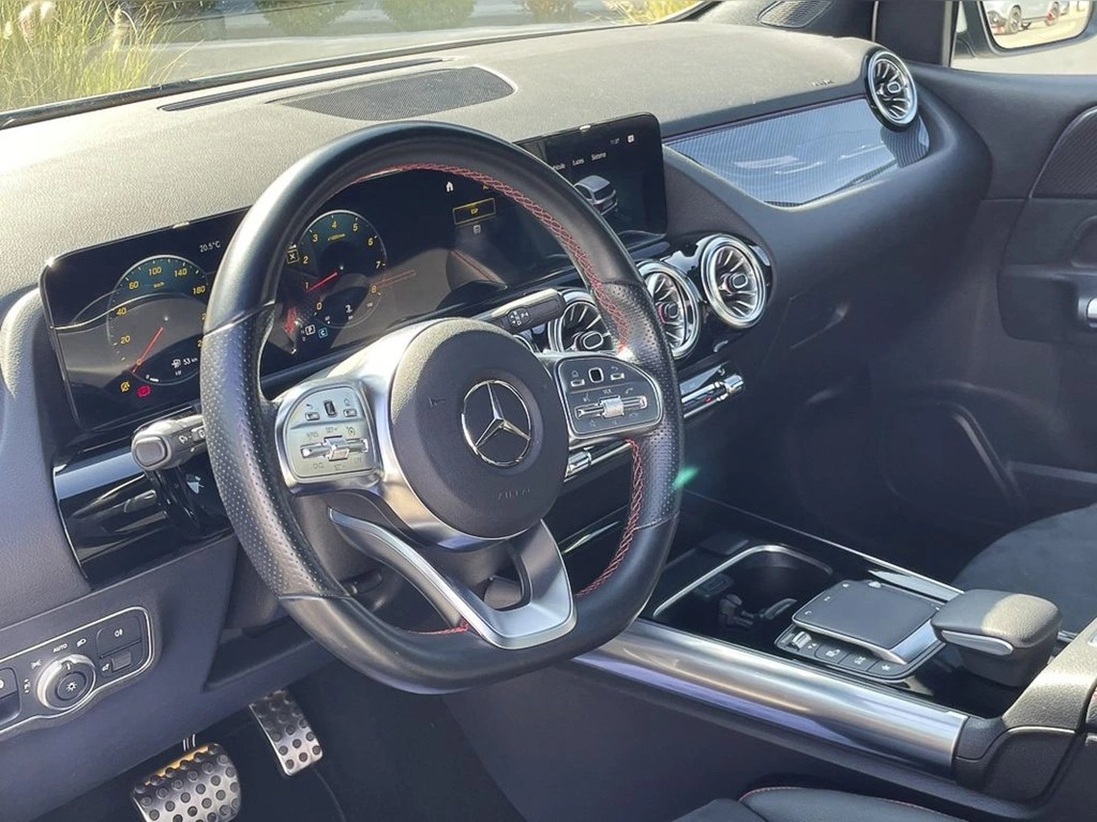 Mercedes-Benz B 200 2024 - Imagen 9 de 12