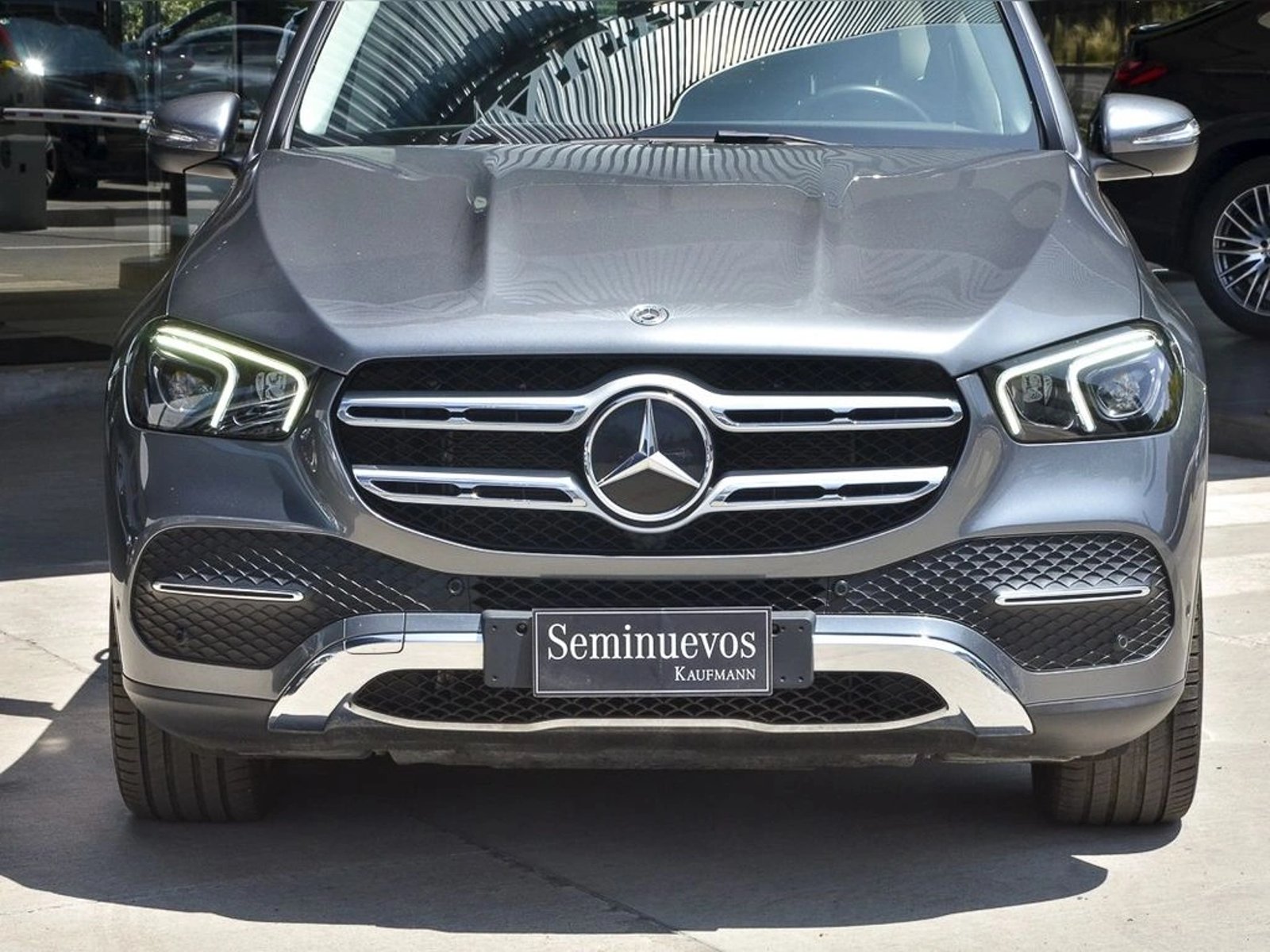 Mercedes-Benz Gle 300 2024 - Foto 3 de 18