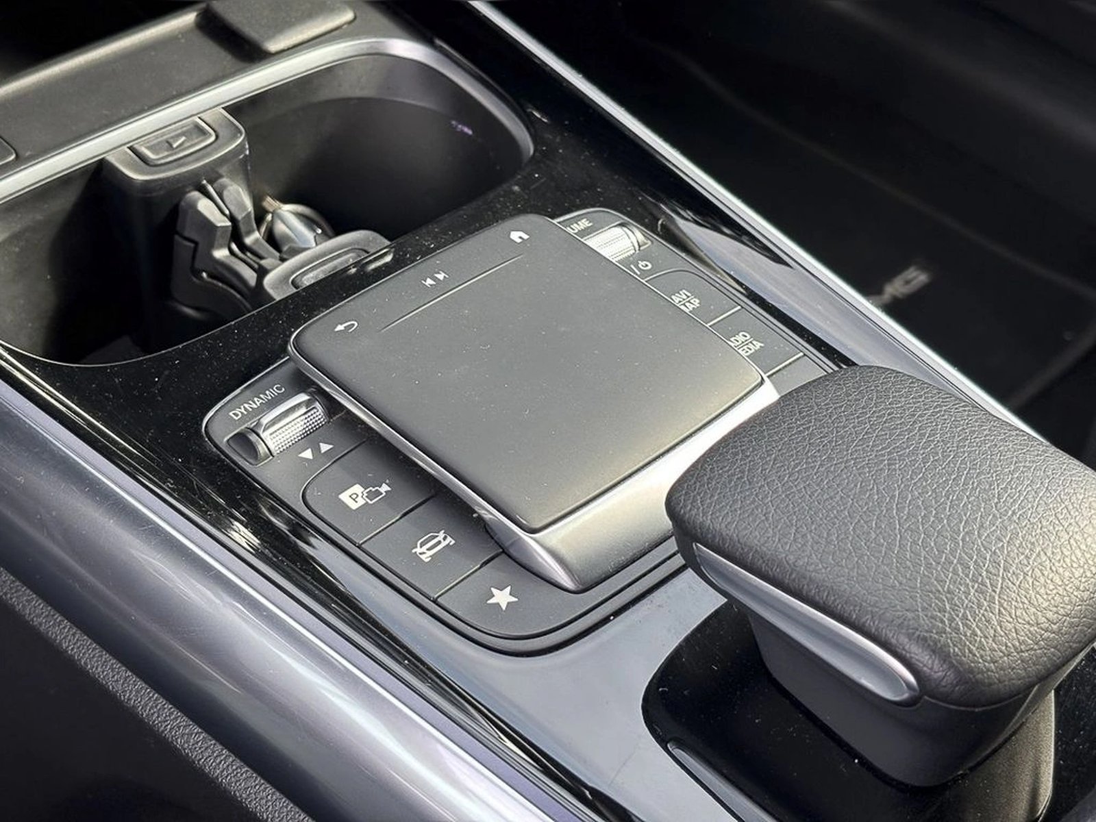 Mercedes-Benz B 200 2023 - Imagen 12 de 15
