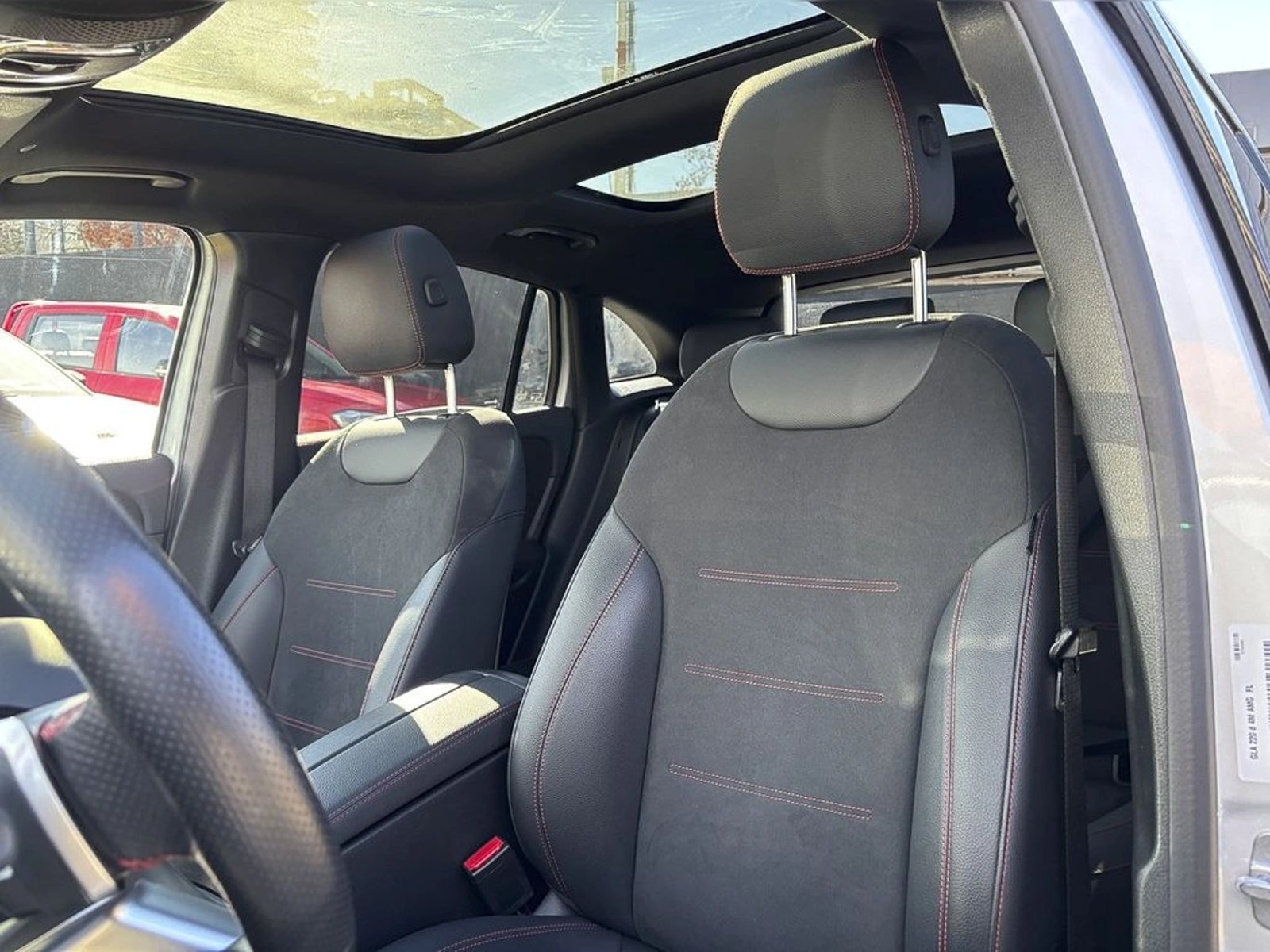 Mercedes-Benz Gla 220 2024 - Imagen 12 de 17