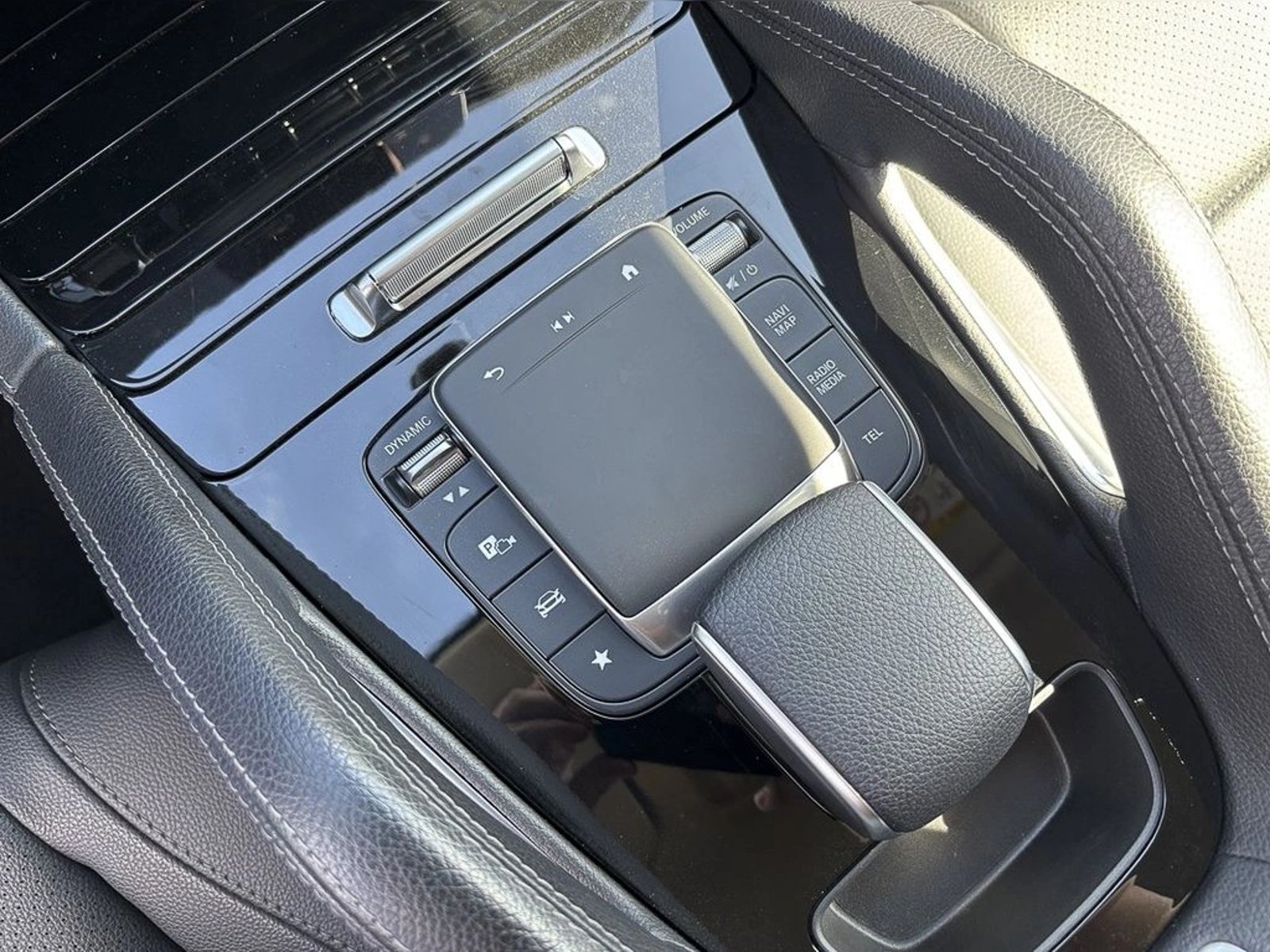 Mercedes-Benz Gle 300 2025 - Imagen 12 de 16