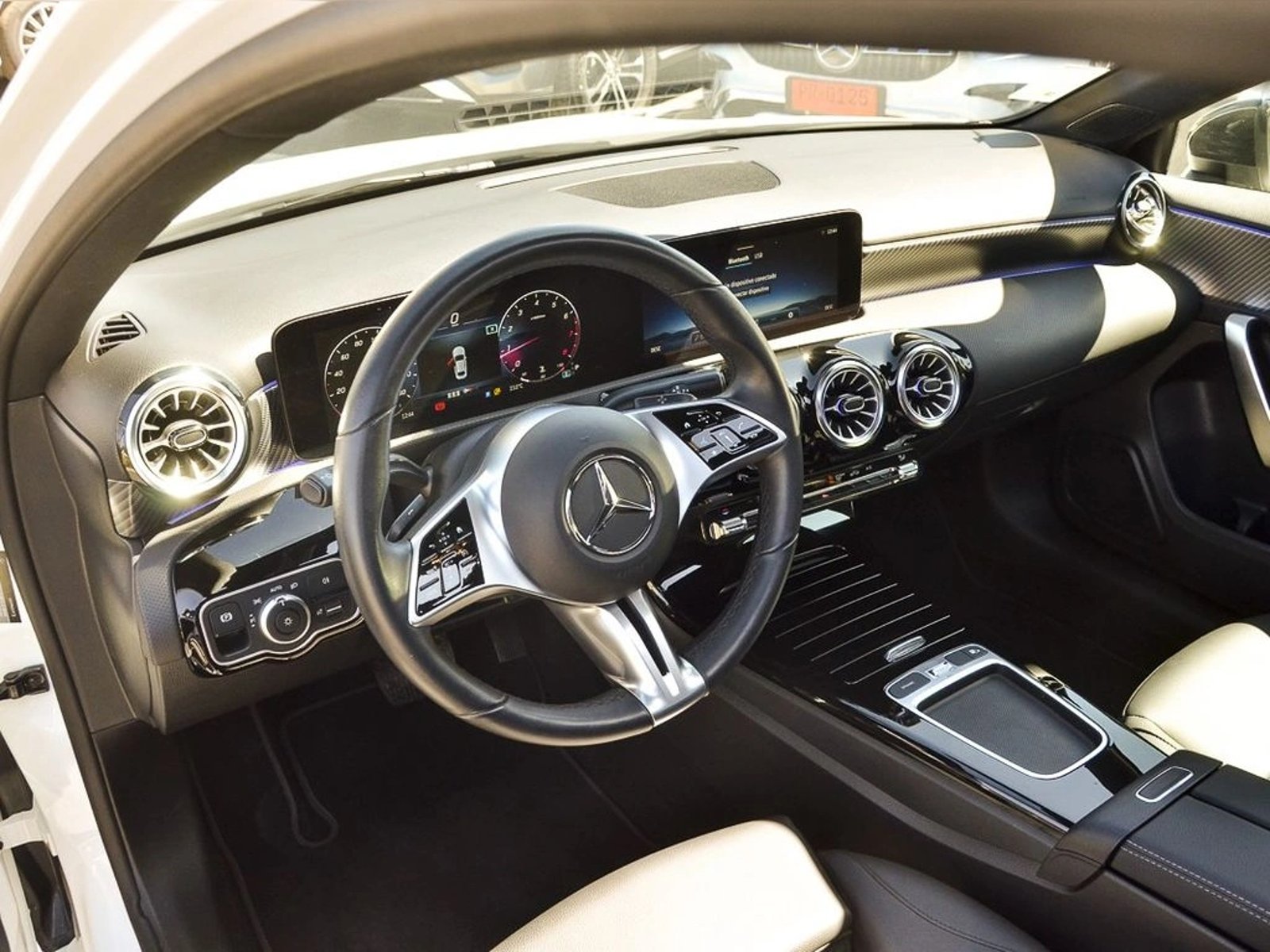 Mercedes-Benz A 200 2024 - Imagen 10 de 17